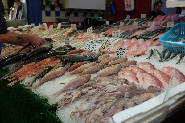 Fish Market by Jonathan Noack (Unsplash)