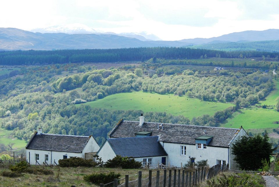  Moniack Mhor House and Cottage