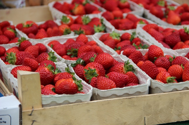 Strawberries - Photo by Shalev Cohen on Unsplash
