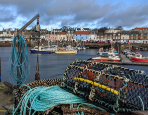 Picture of a Scottish harbour