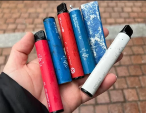 Discarded vapes. Photo credit Laura Young. LessWasteLaura