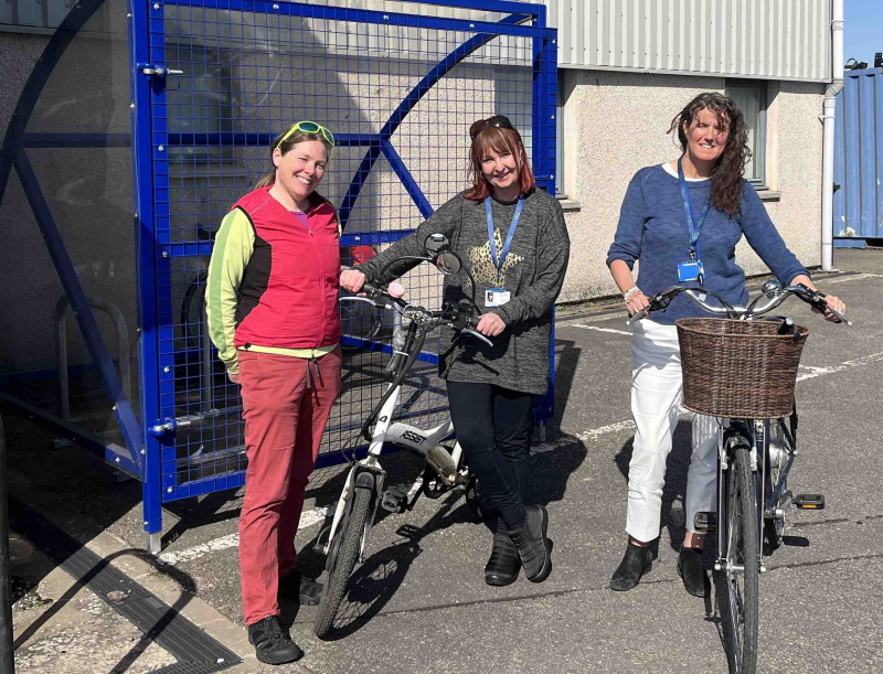 Active travel walking and cycling