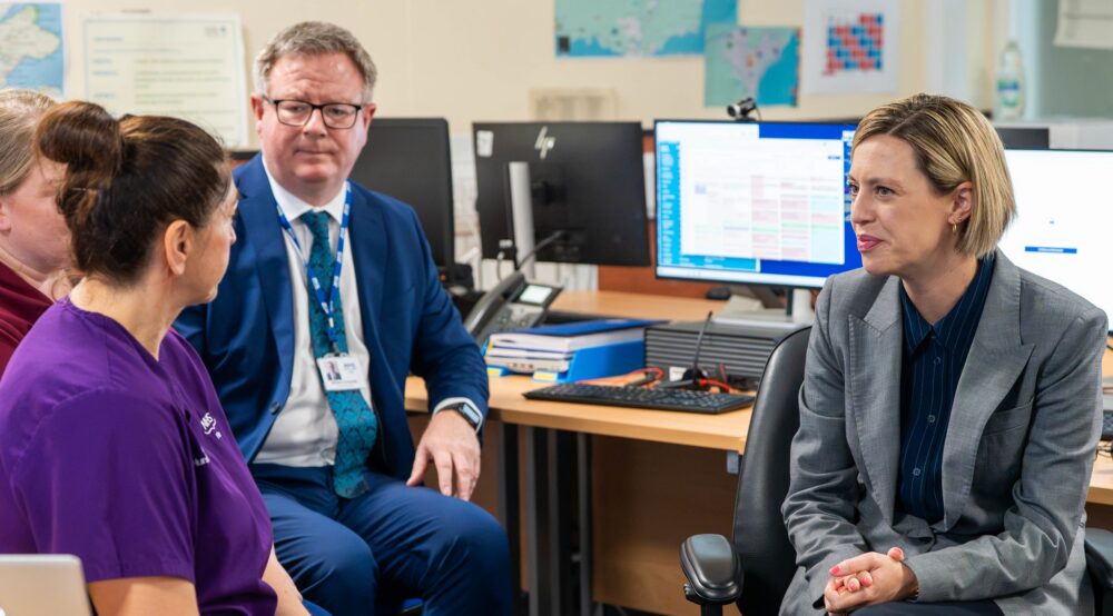 Deputy First Minister Jenny Gilruth visits staff at NHS Fife Hospital at Home hub